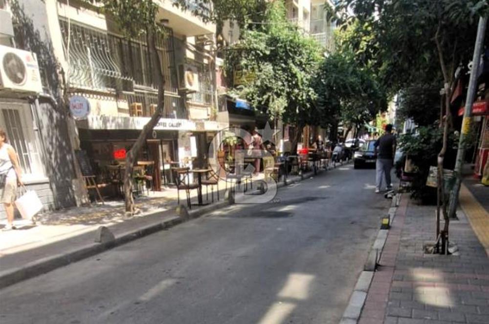 Alsancak'ta Harika Konumda 2+1 Ara Kat Daire