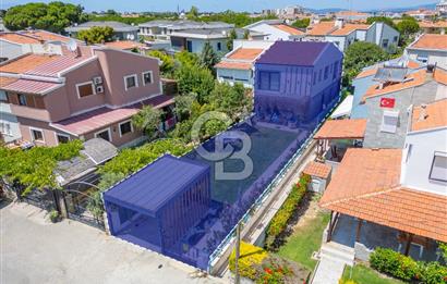 Çeşme Ilıca'da Satılık 4 + 1 Dubleks Villa