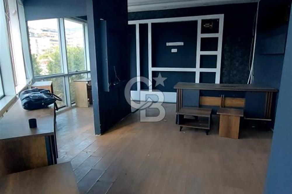  ÇAYIROVA BEL.KARŞISINDA 1+1 TABELA DEĞERİ YÜKSEK KİRALIK OFİS