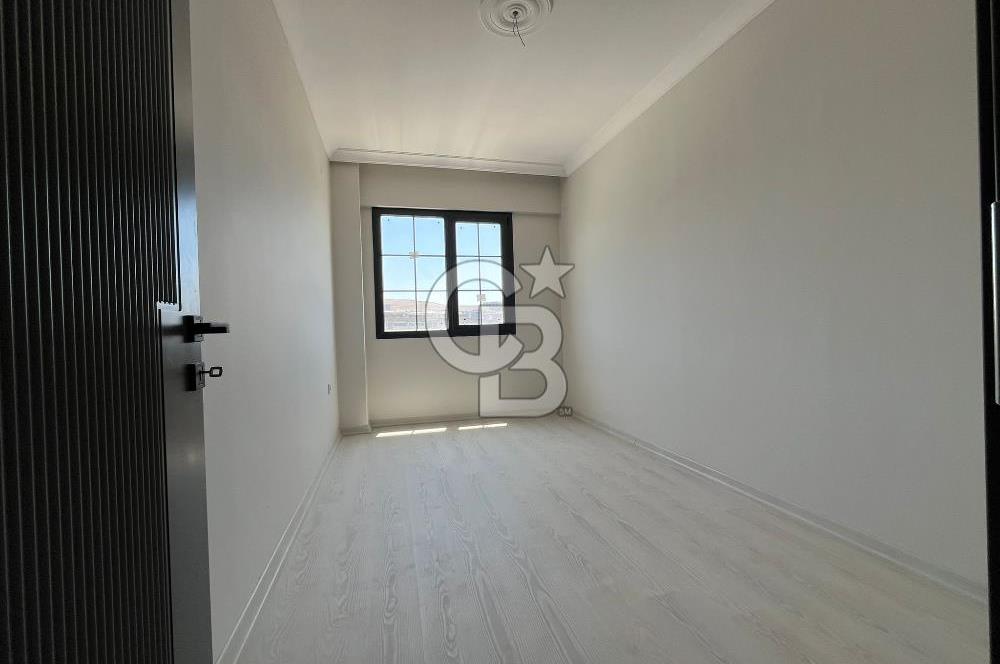 EGEKENT 2'DE İZBAN YAKINI 2+1 90 M2 SATILIK DAİRE