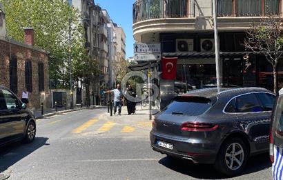 Nişantaşı'na Komşu, Prestijli Konumda Satılık Ofis
