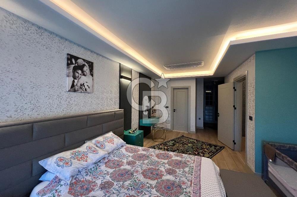 Kemalpaşa Ulucak’ta 380m2 Havuzlu 6+1 Satılık Müstakil Vill