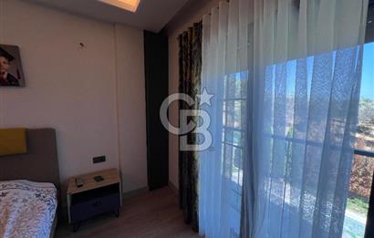 Kemalpaşa Ulucak’ta 380m2 Havuzlu 6+1 Satılık Müstakil Vill