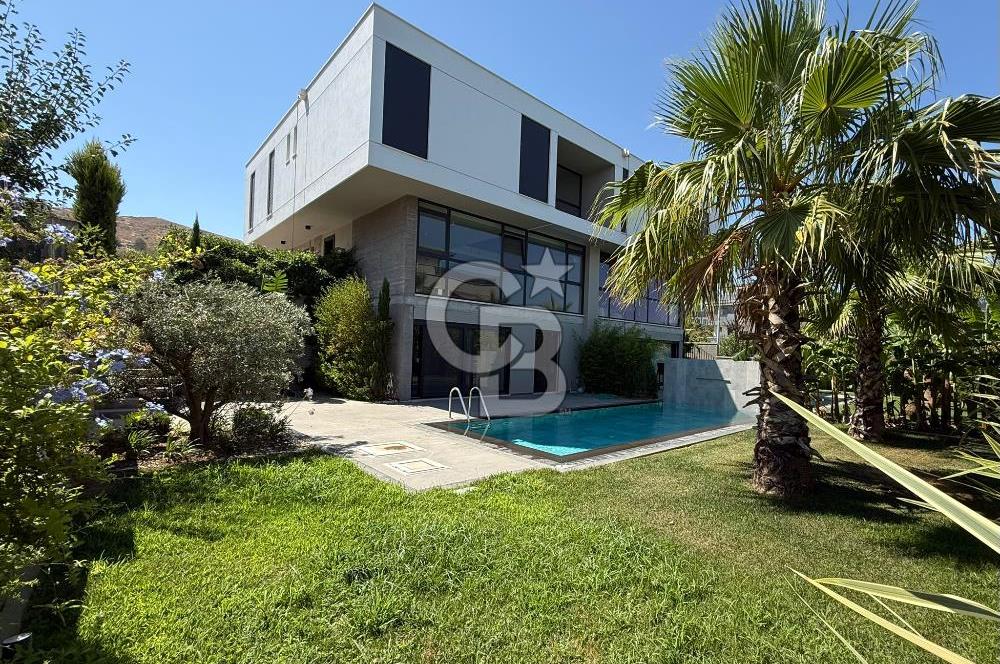 Güzelbahçe Kahramandere'de Satılık Sıfır Lüks Villa