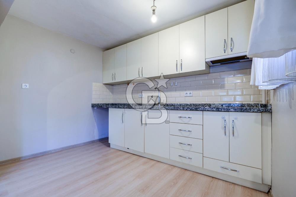 Beşiktaş Kiralık 2+1  Metro ve Üniversite Yakını