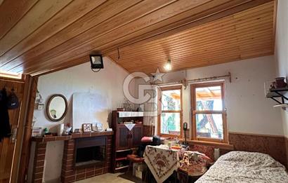 BOZCAADA SULUBAHÇE'DE DENİZE SIFIR YAZLIK EV VE BAĞ ARAZİSİ