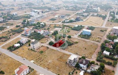 Döşemealtı Yeniköyde 328 m² 0.60 Emsal 4 kat Satılık Arsa