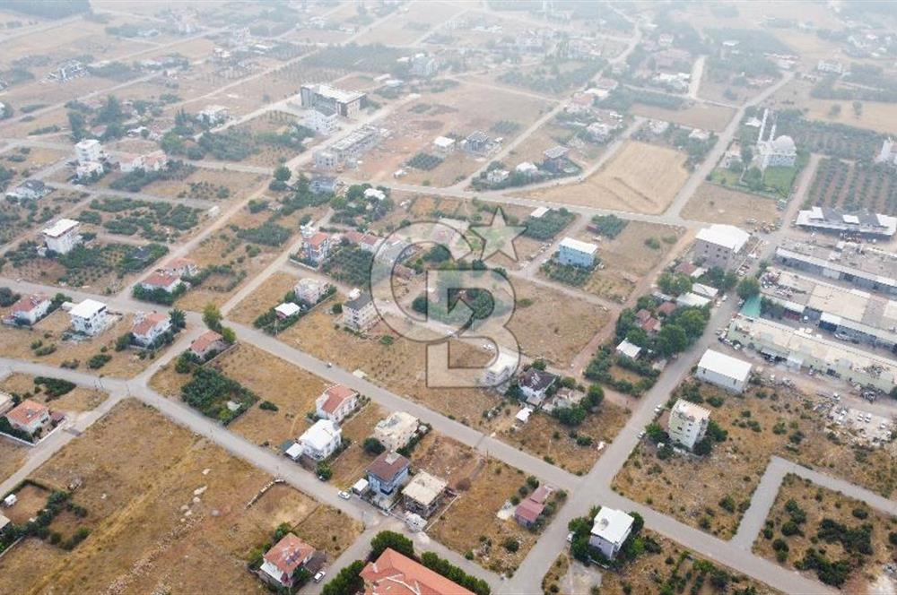 Döşemealtı Yeniköyde 328 m² 0.60 Emsal 4 kat Satılık Arsa