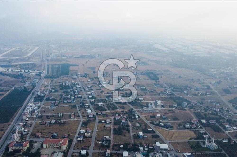 Döşemealtı Yeniköyde 328 m² 0.60 Emsal 4 kat Satılık Arsa