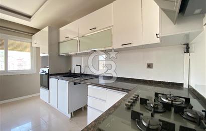 Gaziemir Irmak Mahallesi Site içinde Geniş Dubleks Daire