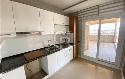 Gaziemir Irmak Mahallesi Site içinde Geniş Dubleks Daire