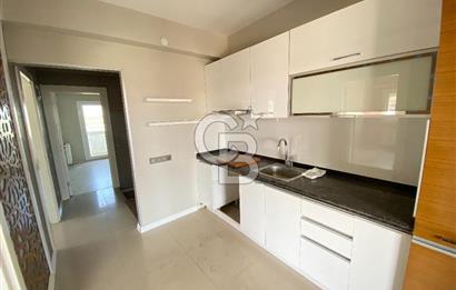 Gaziemir Irmak Mahallesi Site içinde Geniş Dubleks Daire