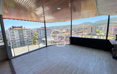 Gaziemir Irmak Mahallesi Site içinde Geniş Dubleks Daire