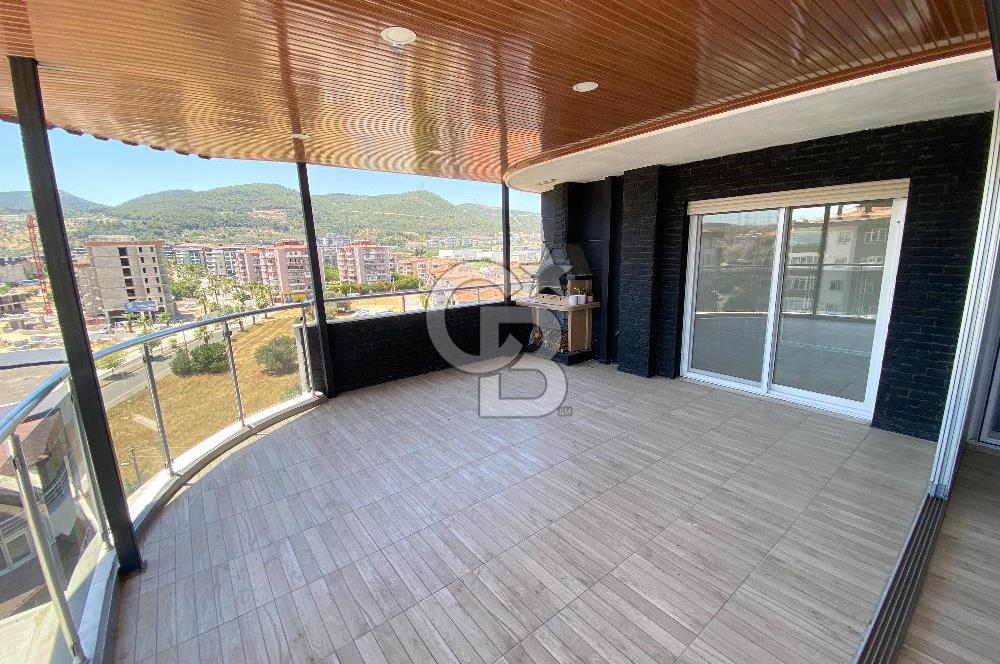 Gaziemir Irmak Mahallesi Site içinde Geniş Dubleks Daire