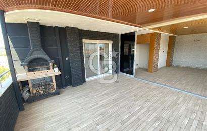 Gaziemir Irmak Mahallesi Site içinde Geniş Dubleks Daire