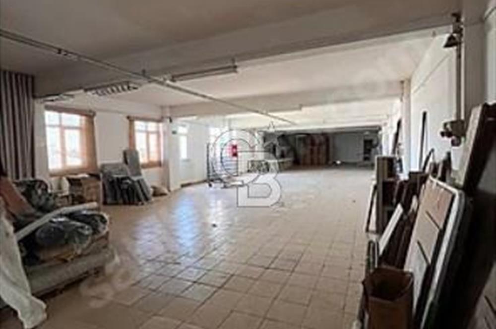HADIMKÖYDE 434 M² DEPO VE İMALATA UYGUN FABRİKA KATI