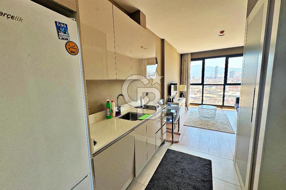 BORNOVA VARYANT TOWER'DA SATILIK EŞYALI 1+1 DAİRE