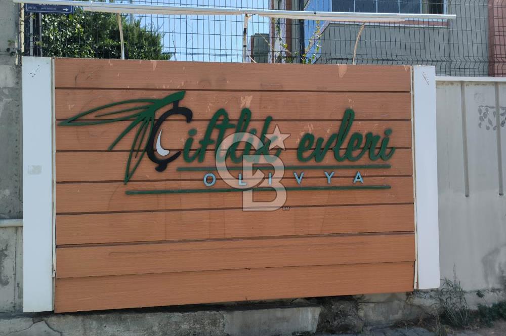 Oliva Çiftlik Evleri 3+ 1 Havuzlu Site İçinde Kiralık Daire