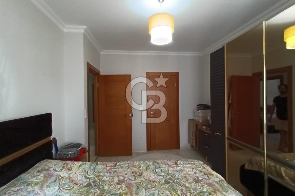 Ümraniye Namık Kemal Akyol Sitesinde Satılık 3+1 Daire
