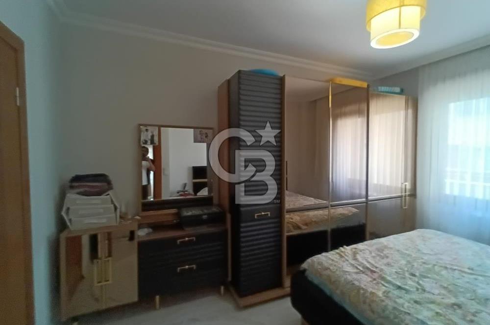 Ümraniye Namık Kemal Akyol Sitesinde Satılık 3+1 Daire
