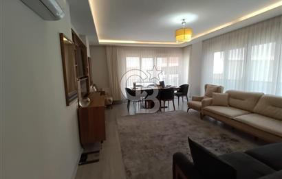 Ümraniye Namık Kemal Akyol Sitesinde Satılık 3+1 Daire