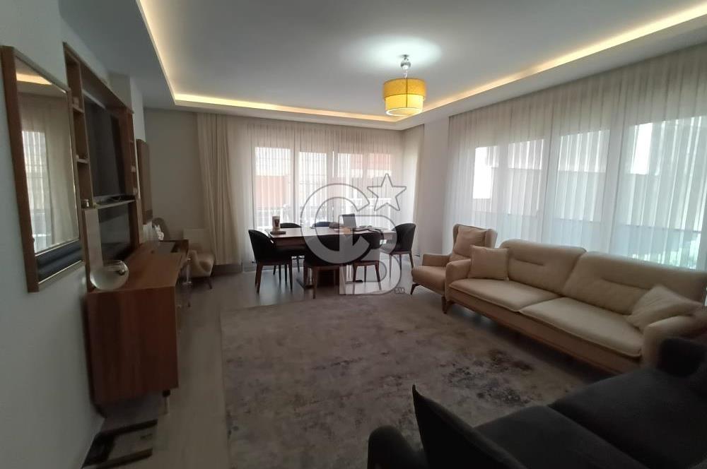Ümraniye Namık Kemal Akyol Sitesinde Satılık 3+1 Daire