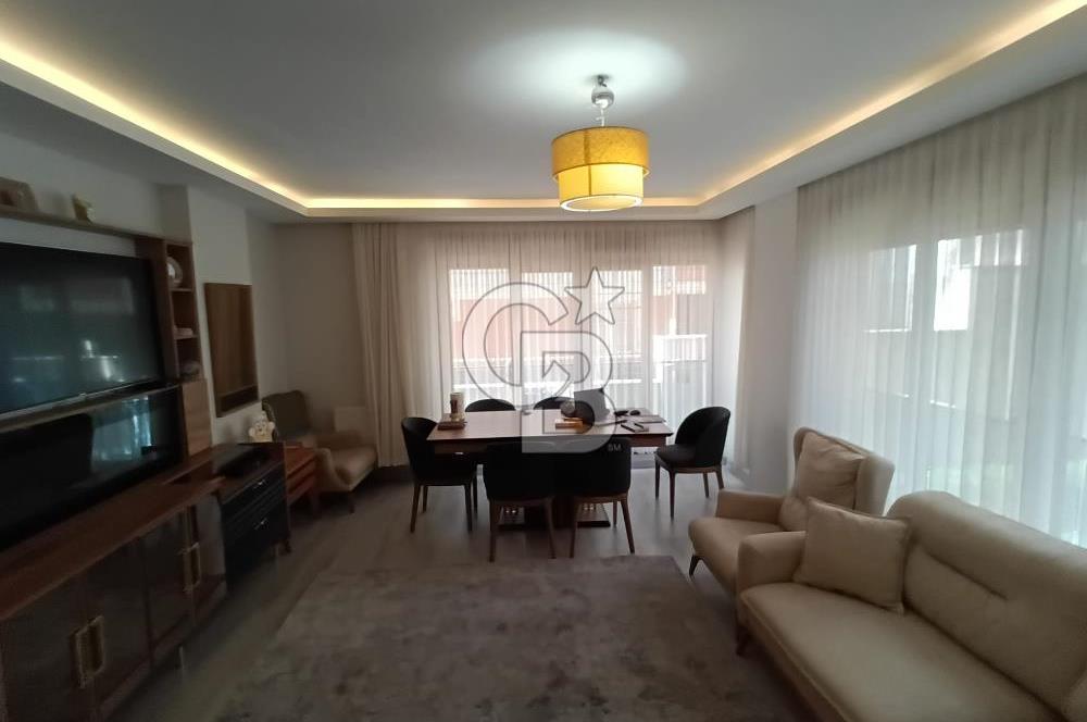 Ümraniye Namık Kemal Akyol Sitesinde Satılık 3+1 Daire