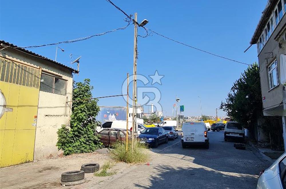 İSTANBUL BÜYÜKÇEKMECE'DE SATILIK DÜKKAN+BİNA