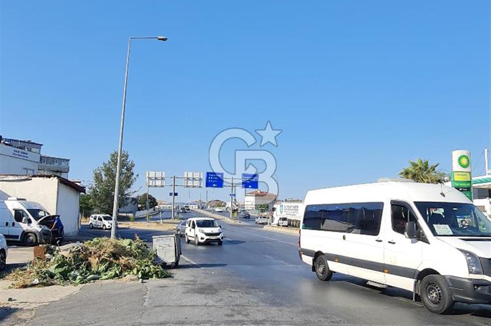 İSTANBUL BÜYÜKÇEKMECE'DE SATILIK DÜKKAN+BİNA