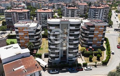 Gaziemir Irmak Mahallesi Site içinde Geniş Dubleks Daire
