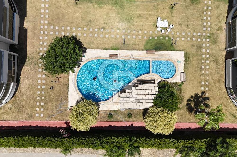 Gaziemir Irmak Mahallesi Site içinde Geniş Dubleks Daire