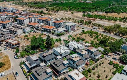 Hıdırlık Çarşı Merkezinde 4+1 İkiz Ferah Villa