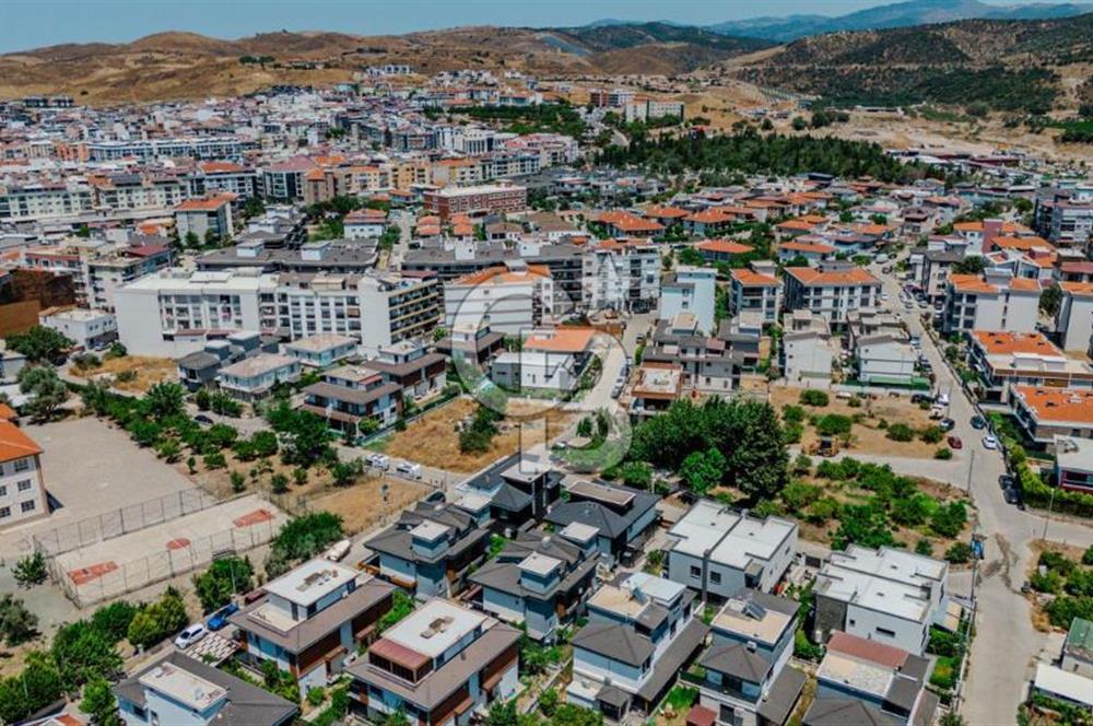 Hıdırlık Çarşı Merkezinde 4+1 İkiz Ferah Villa