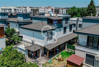 Hıdırlık Çarşı Merkezinde 4+1 İkiz Ferah Villa