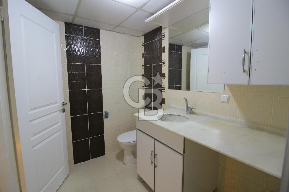 Gaziemir Gazi Mah.de Belediye Yakını 3+1 Kiralık Daire