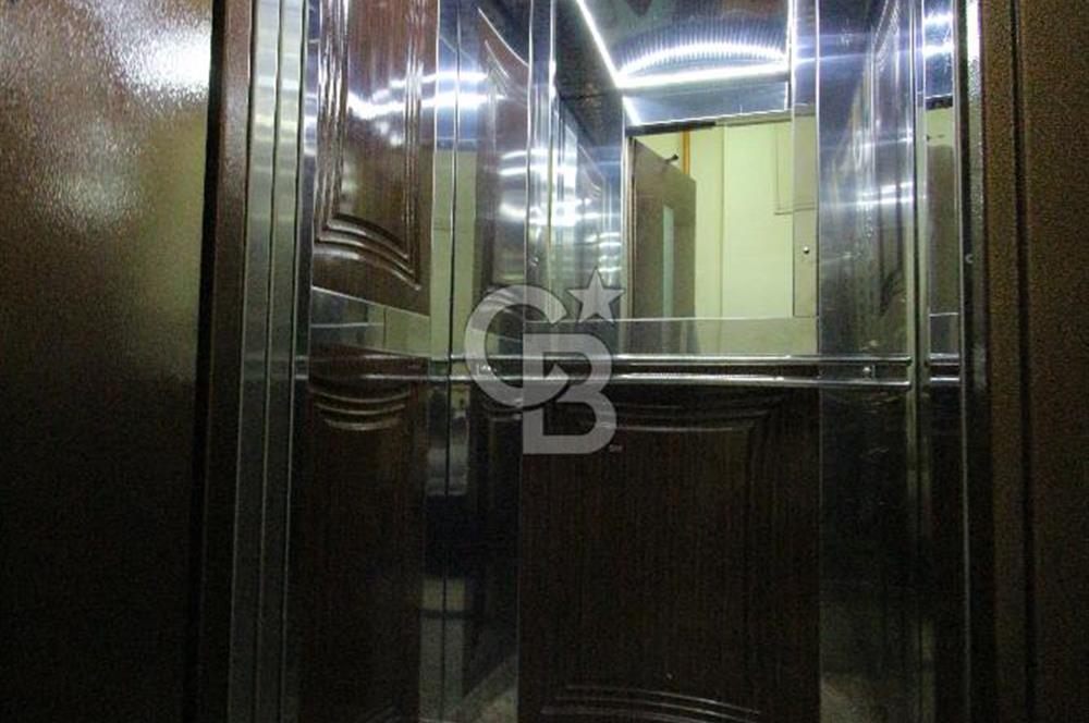 Gaziemir Gazi Mah.de Belediye Yakını 3+1 Kiralık Daire