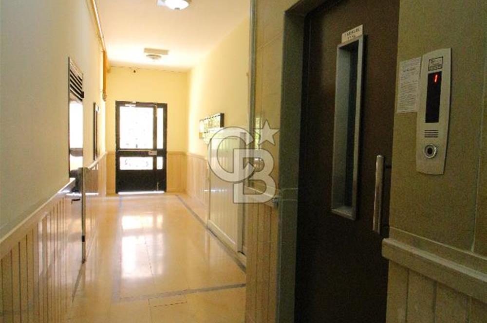 Gaziemir Gazi Mah.de Belediye Yakını 3+1 Kiralık Daire