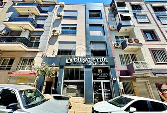 ÜÇYOL BETONYOL'DA YENİ BİNADA SATILIK BACALI DÜKKAN