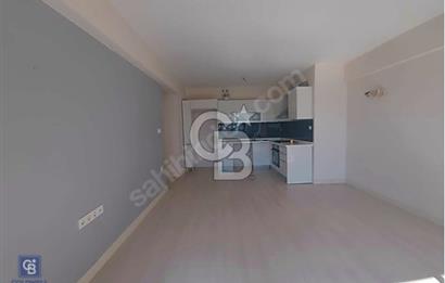 ŞERİFALİ TATLISUDA HAVUZLU GÜVENLİKLİ SİTEDE 2+1 SATILIK DAİRE