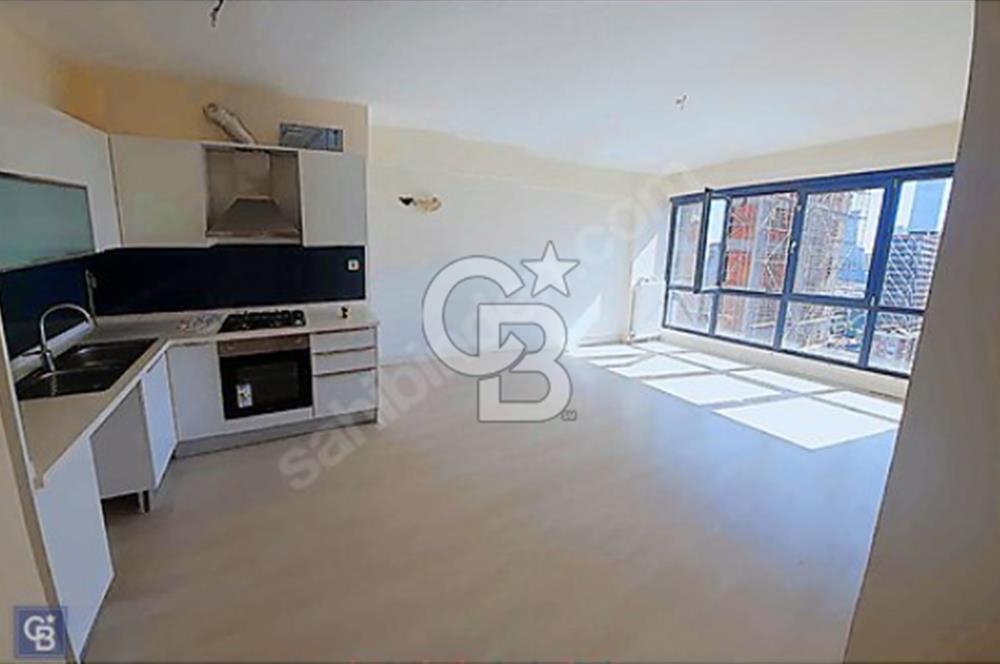 ŞERİFALİ TATLISUDA HAVUZLU GÜVENLİKLİ SİTEDE 2+1 SATILIK DAİRE