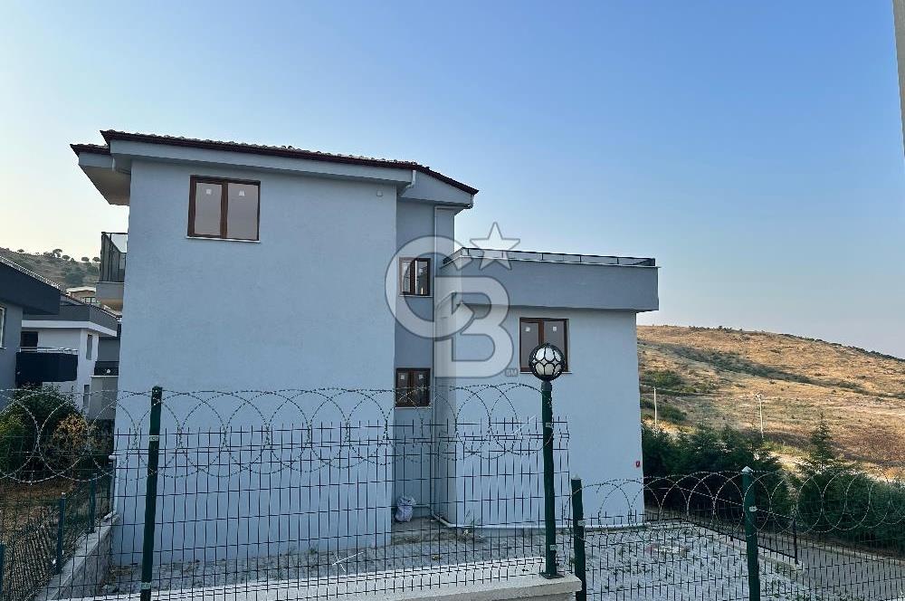 BALIKESİR KARESİ KUVA-İ MİLLİYE MAHALLESİ'NDE 5+2 SATILIK VİLLA