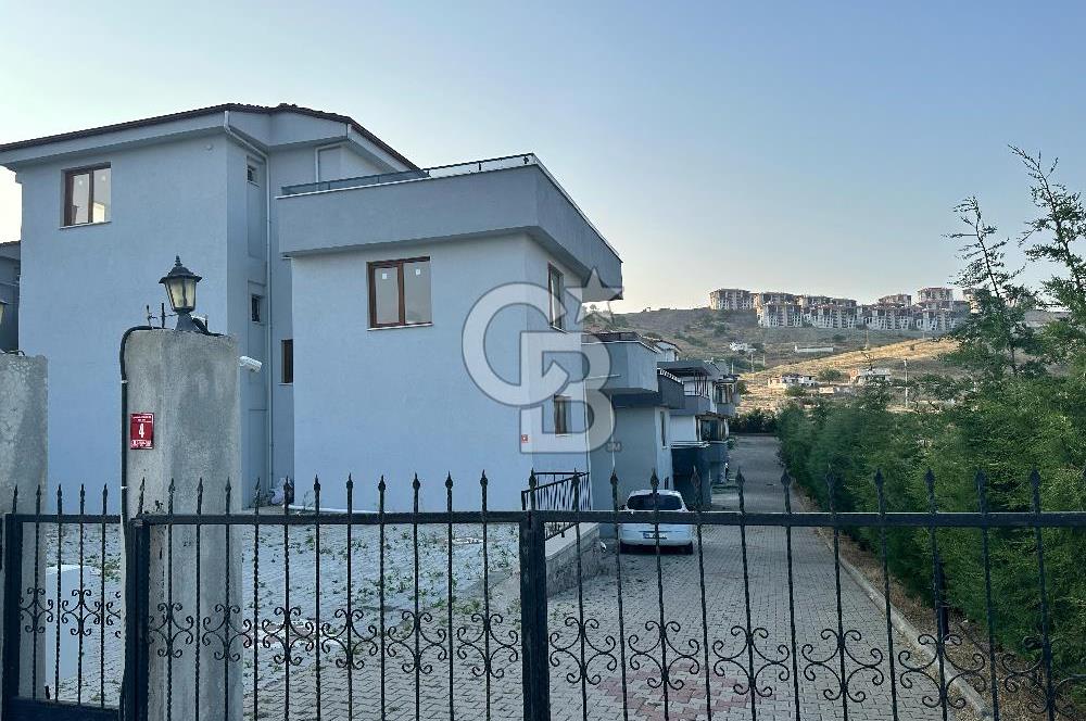 BALIKESİR KARESİ KUVA-İ MİLLİYE MAHALLESİ'NDE 5+2 SATILIK VİLLA