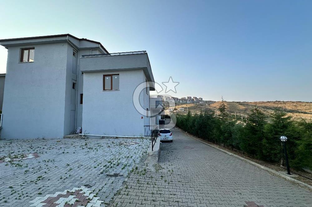 BALIKESİR KARESİ KUVA-İ MİLLİYE MAHALLESİ'NDE 5+2 SATILIK VİLLA