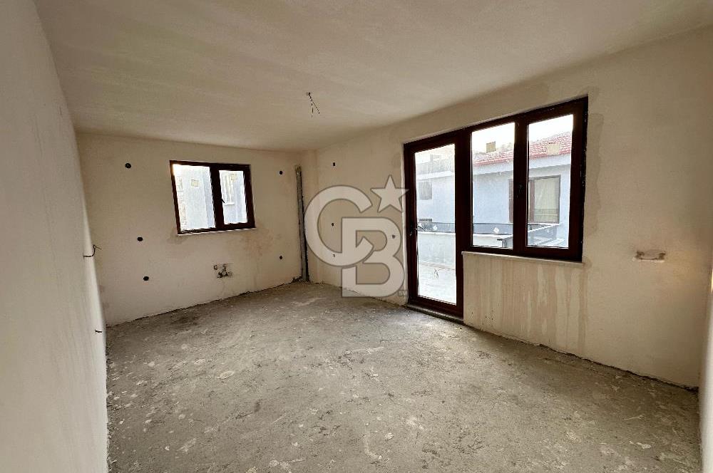 BALIKESİR KARESİ KUVA-İ MİLLİYE MAHALLESİ'NDE 5+2 SATILIK VİLLA