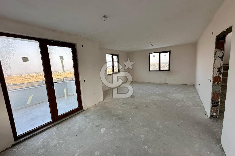 BALIKESİR KARESİ KUVA-İ MİLLİYE MAHALLESİ'NDE 5+2 SATILIK VİLLA