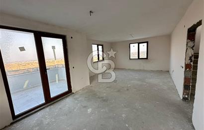 BALIKESİR KARESİ KUVA-İ MİLLİYE MAHALLESİ'NDE 5+2 SATILIK VİLLA
