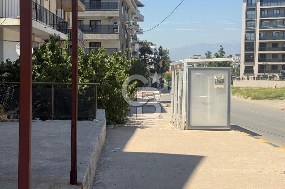 KOYUNDEREDE CADDE ÜSTÜ SATILIK DÜKKAN 