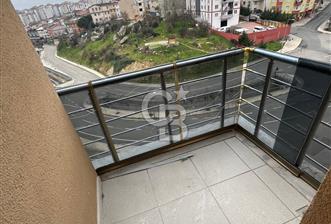 Pendik Sülüntepe'de Ebeveyn Banyolu, Geniş Satılık 2+1 Daire