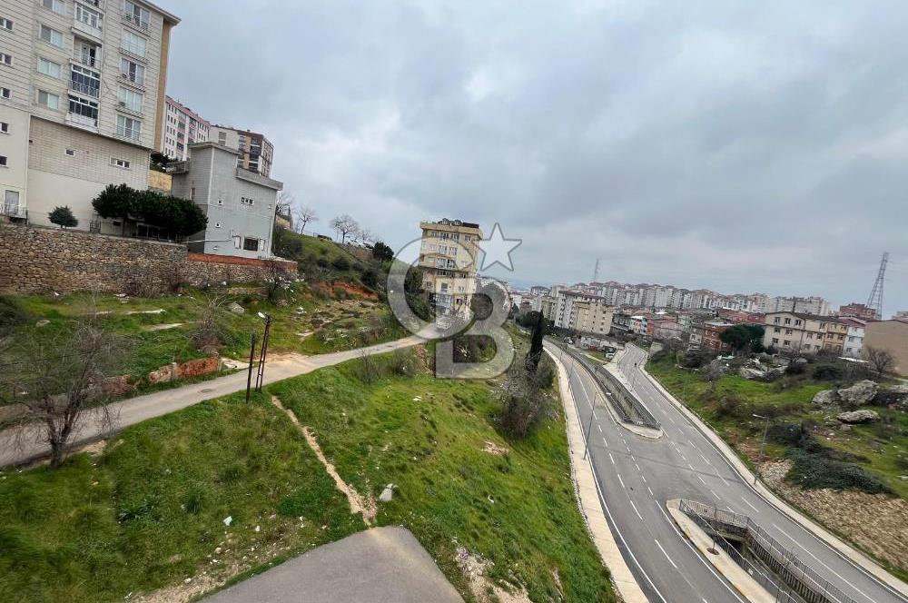 Pendik Sülüntepe'de Ebeveyn Banyolu, Geniş Satılık 2+1 Daire