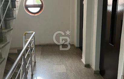 Pendik Sülüntepe'de Ebeveyn Banyolu, Geniş Satılık 2+1 Daire
